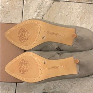 Vince Camuto Shoes - Vince Camuto Abrianna Leather Pointed-Toe Bootie Vince Camuto Shoes - Vince Camuto Abrianna Leather Pointed-Toe Bootie
